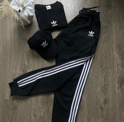 adidas jogger + camiseta + gorra